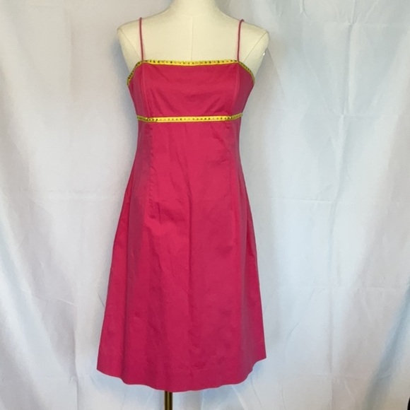Becky & Max Dresses & Skirts - Becky & Max pink dress w/chartreuse ribbon size 8